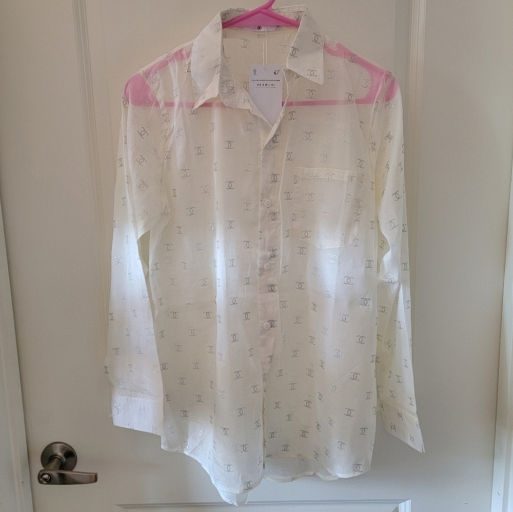 Stylish Casual Or Formal White Long Sleeve Shirt with Logo Detail